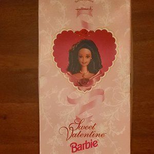 NIB Vintage Mattel 1995 Hallmark Special Edition Sweet Valentine Barbie